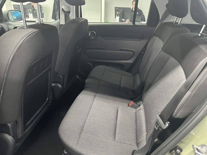 Hyundai INSTER vaihtoauto