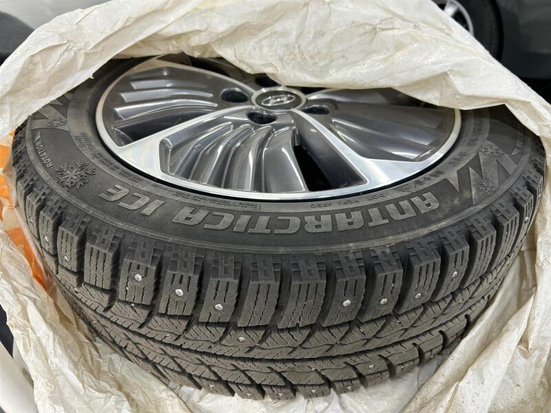 Hyundai IONIQ plug-in vaihtoauto