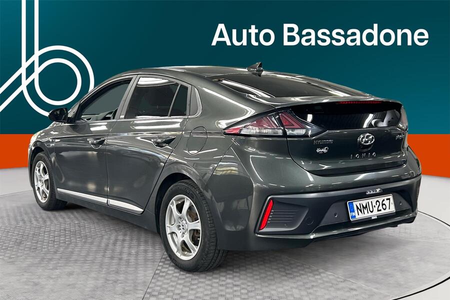 Hyundai IONIQ plug-in vaihtoauto