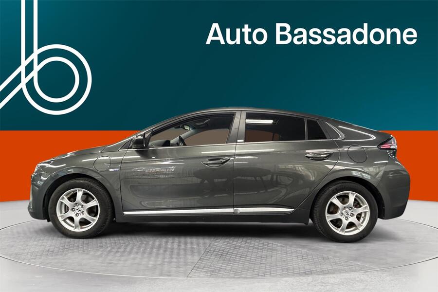 Hyundai IONIQ plug-in vaihtoauto