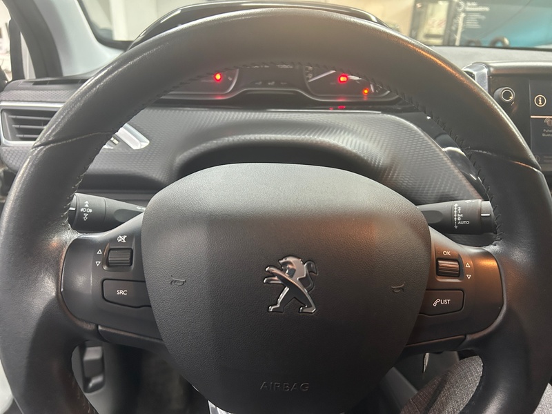 Peugeot 2008 vaihtoauto