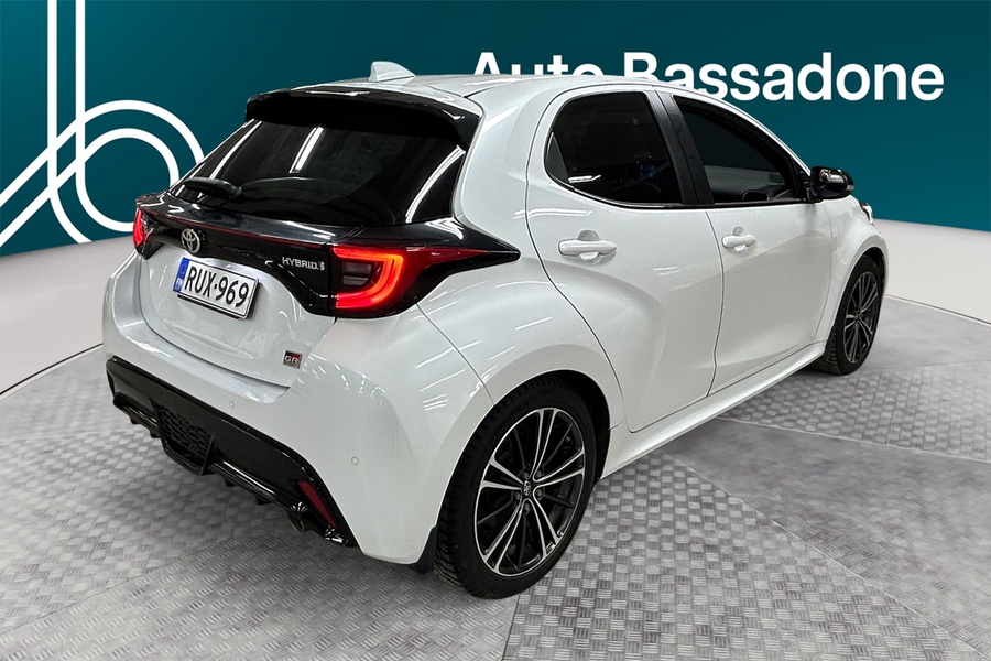 Toyota Yaris vaihtoauto