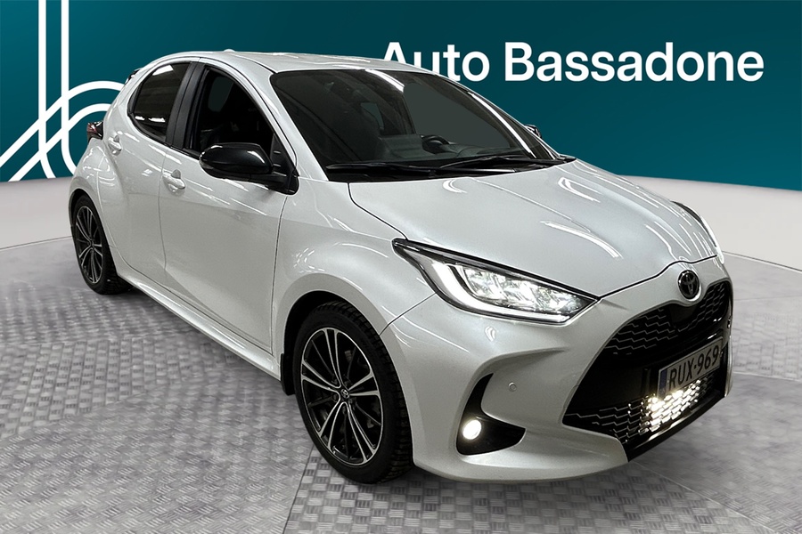 Toyota Yaris vaihtoauto