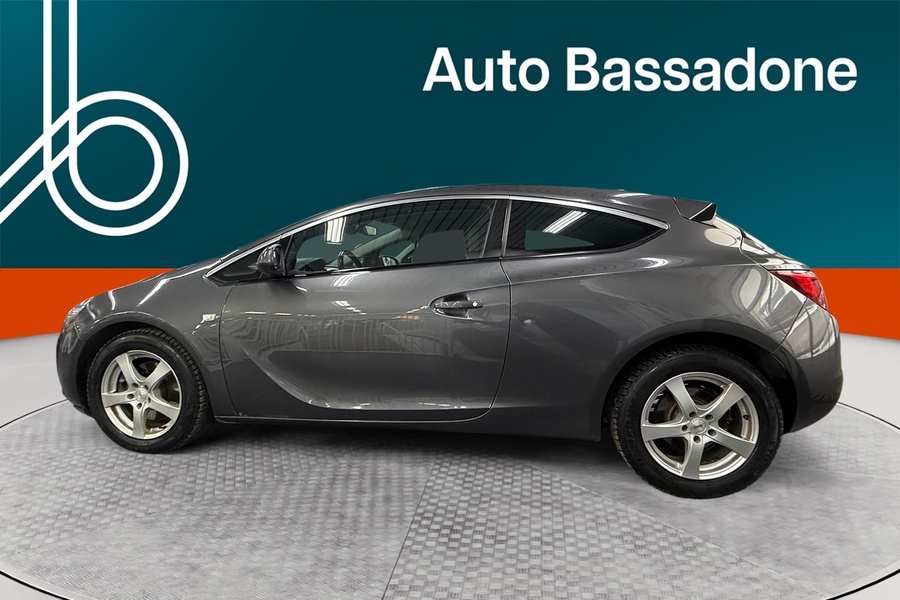 Opel Astra vaihtoauto
