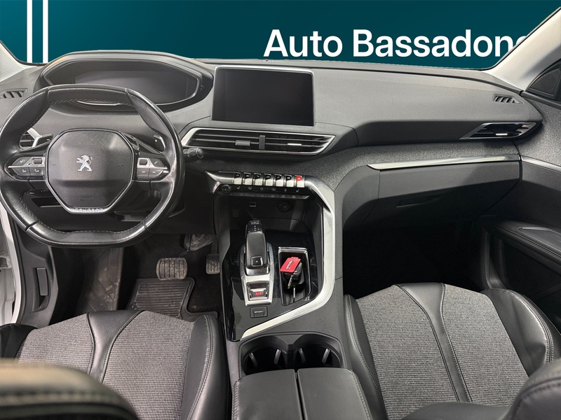 Peugeot 5008 vaihtoauto