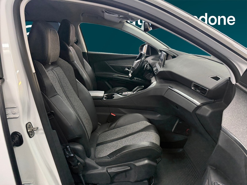 Peugeot 5008 vaihtoauto