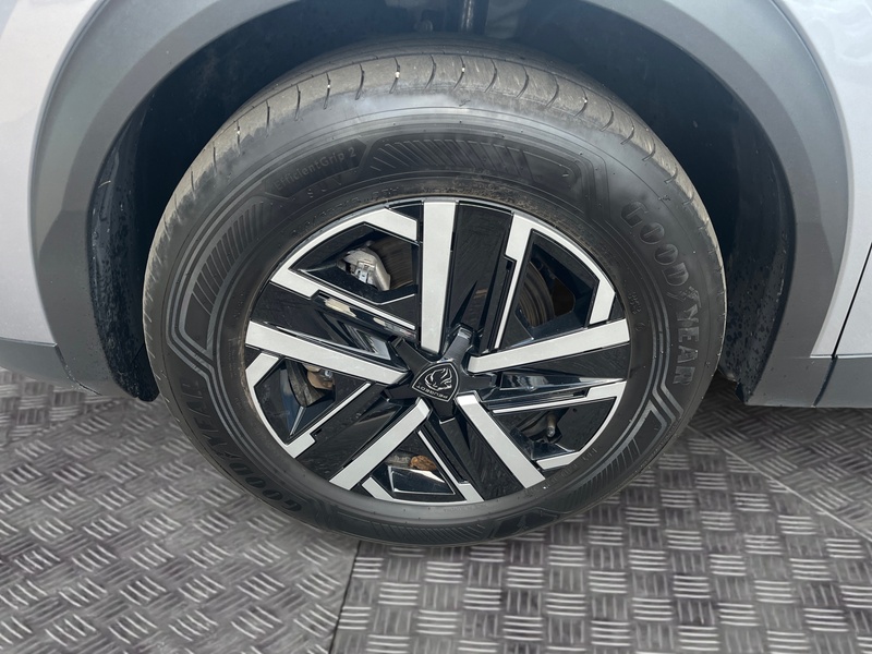 Peugeot e-2008 vaihtoauto