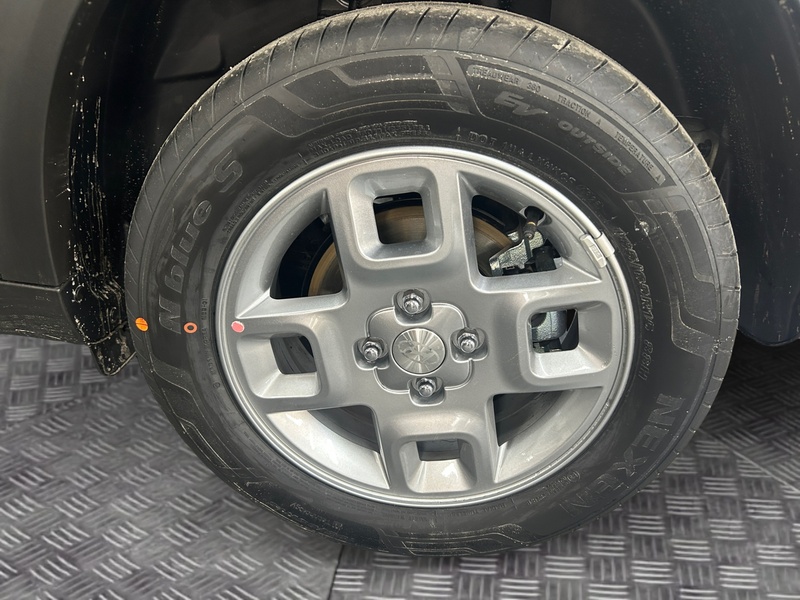 Hyundai INSTER vaihtoauto