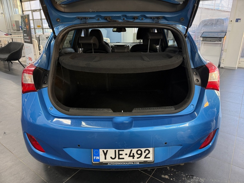 Hyundai i30 5d vaihtoauto