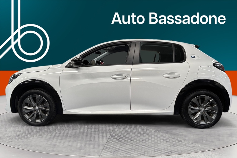 Peugeot e-208 vaihtoauto