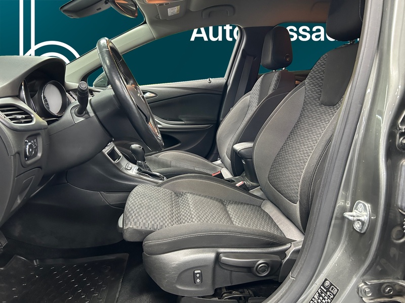 Opel Astra vaihtoauto