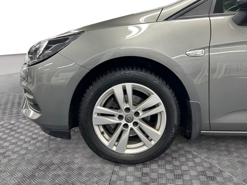 Opel Astra vaihtoauto