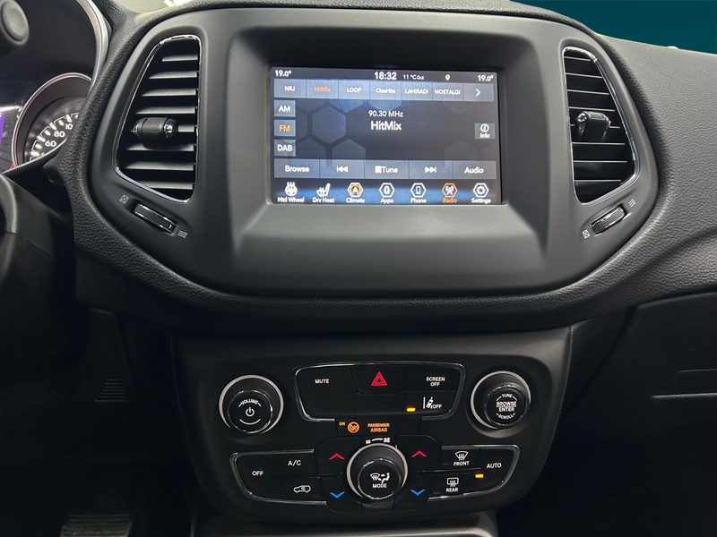 Jeep Compass vaihtoauto