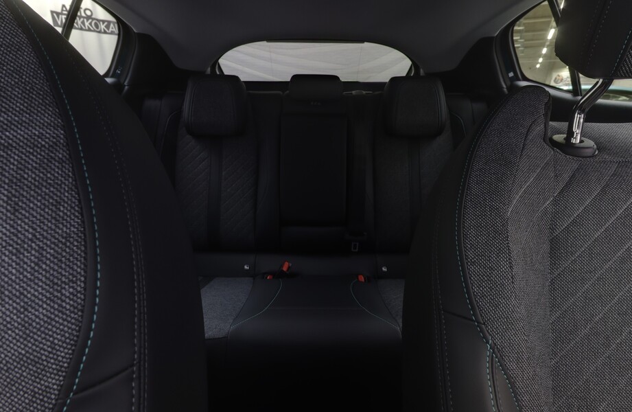 Peugeot 408 vaihtoauto