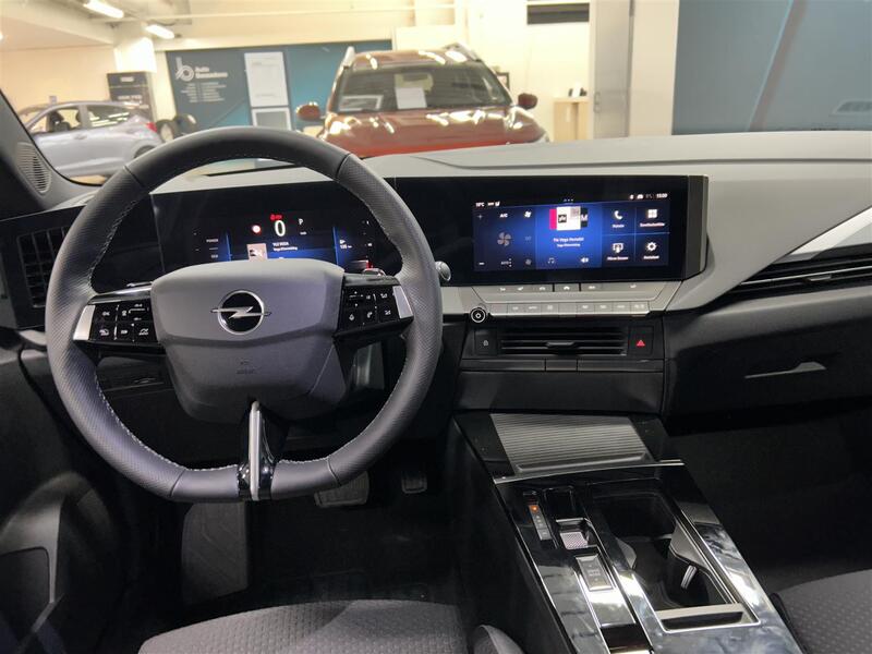 Opel Astra vaihtoauto