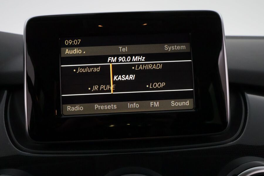 Mercedes-Benz B vaihtoauto