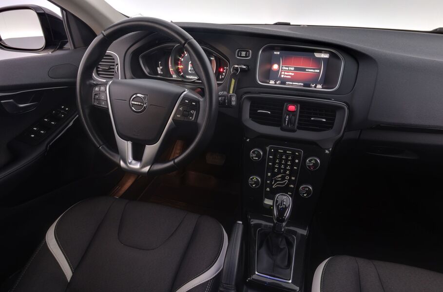 Volvo V40 vaihtoauto