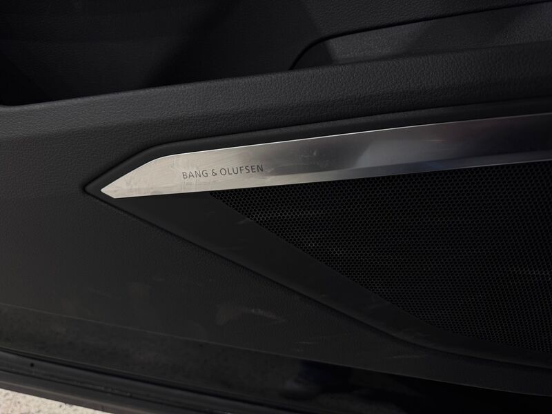 Audi Q8 e-tron vaihtoauto