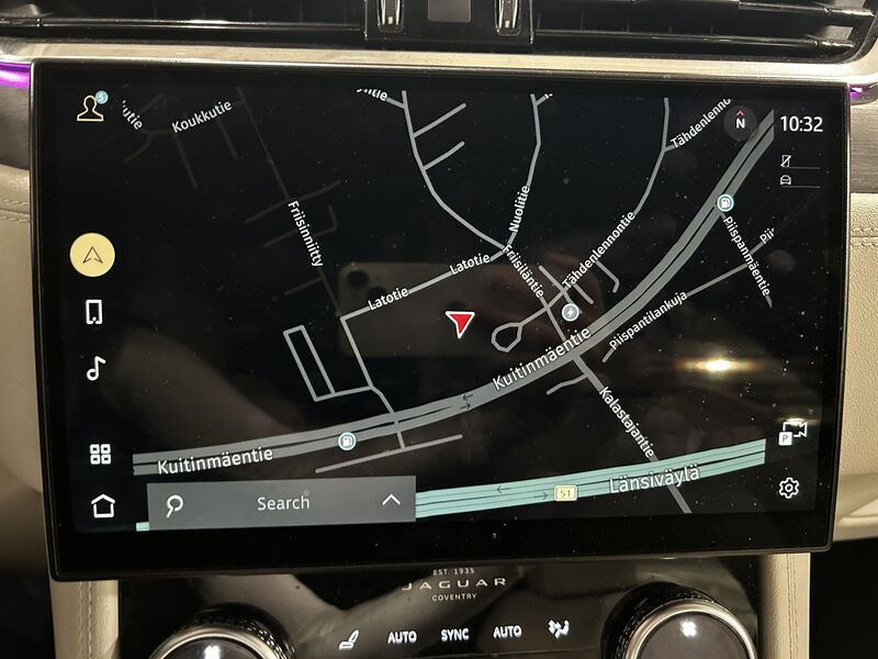 Jaguar F-PACE vaihtoauto