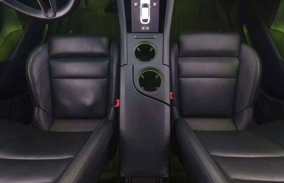 Porsche Taycan vaihtoauto