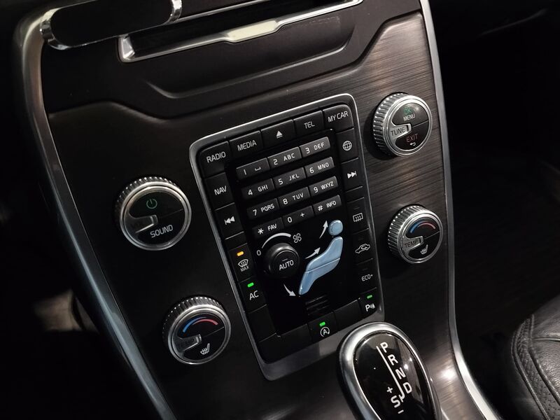 Volvo XC70 vaihtoauto