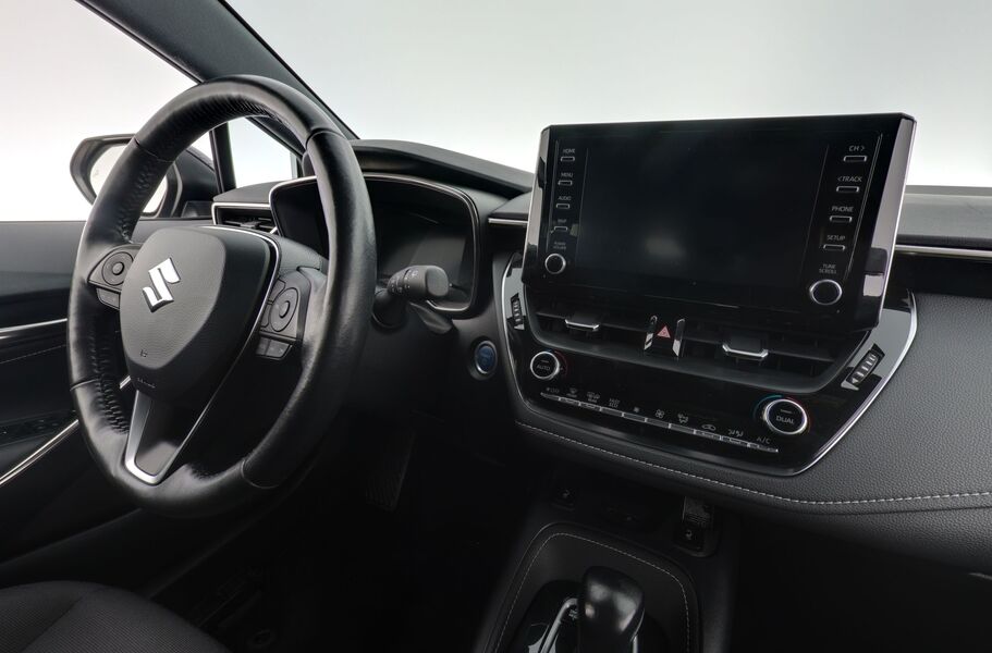 Suzuki Swace vaihtoauto