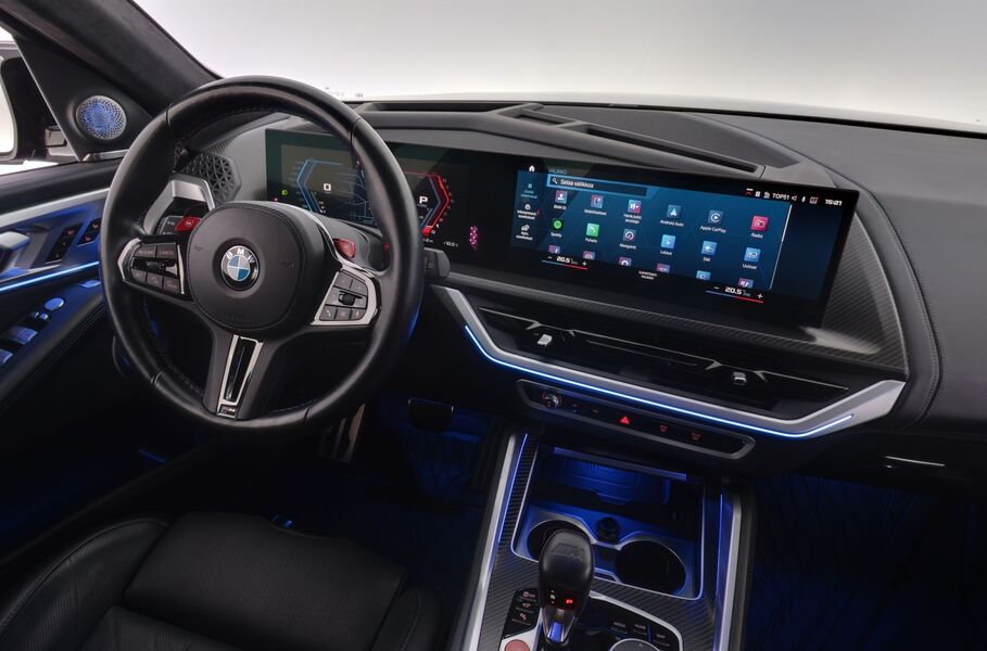 BMW XM vaihtoauto