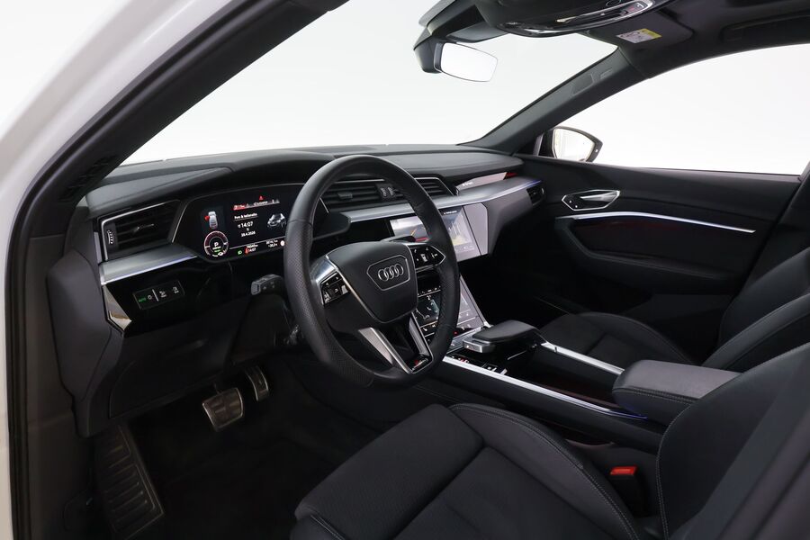 Audi Q8 e-tron vaihtoauto