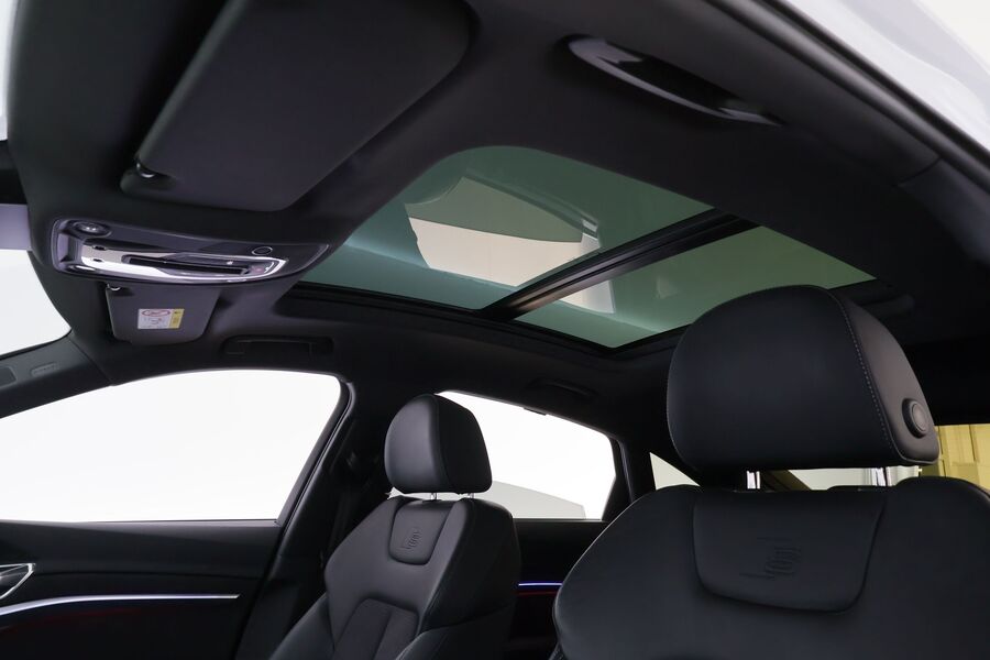 Audi Q8 e-tron vaihtoauto