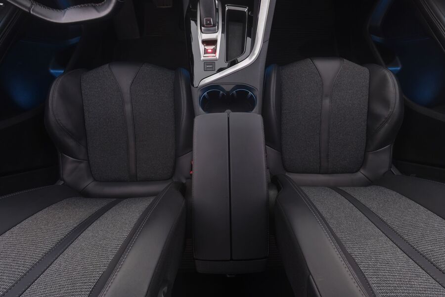 Peugeot 5008 vaihtoauto
