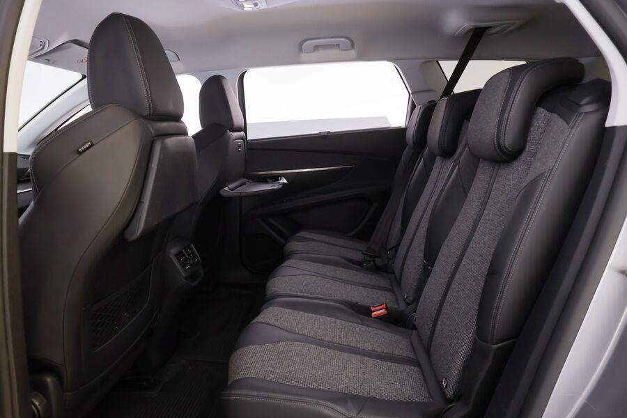 Peugeot 5008 vaihtoauto