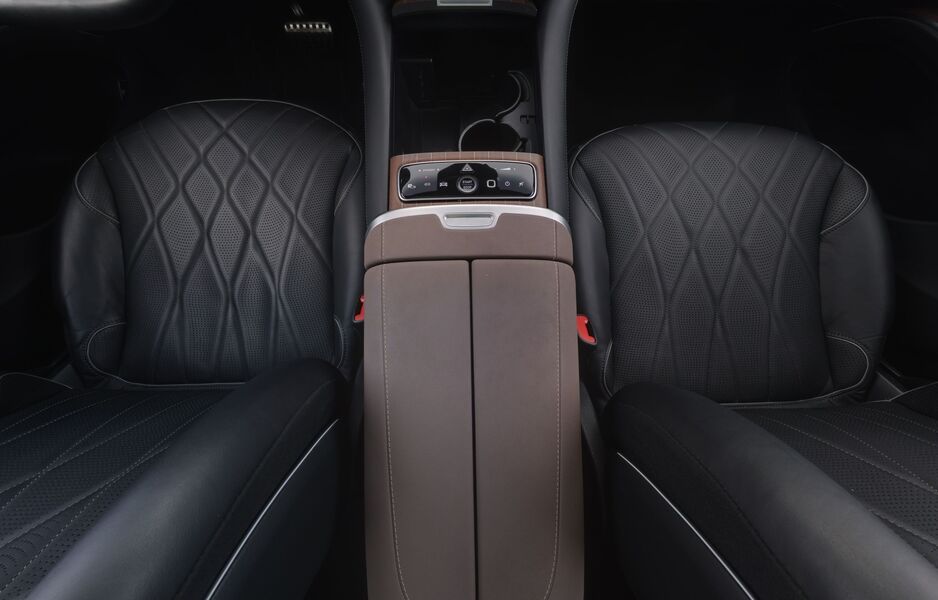 Mercedes-Benz EQS vaihtoauto