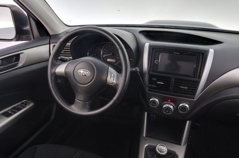 Subaru Forester vaihtoauto