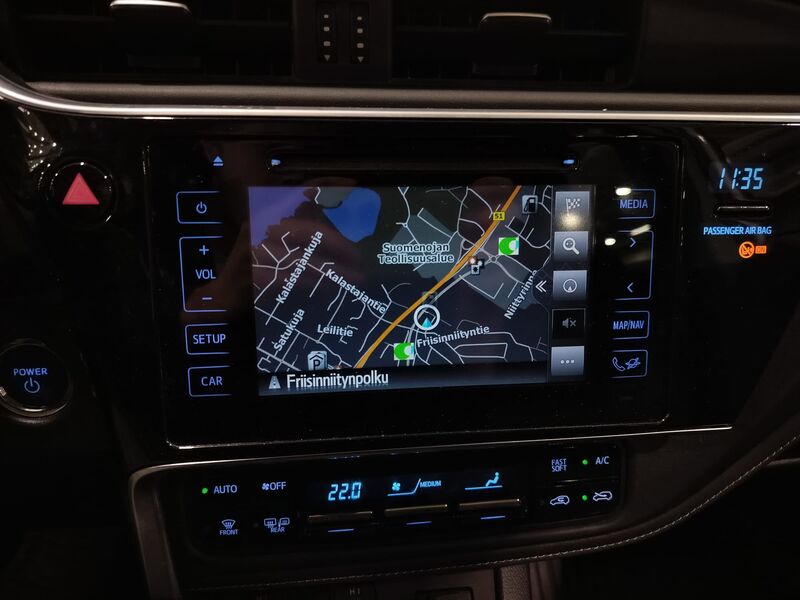 Toyota Auris vaihtoauto