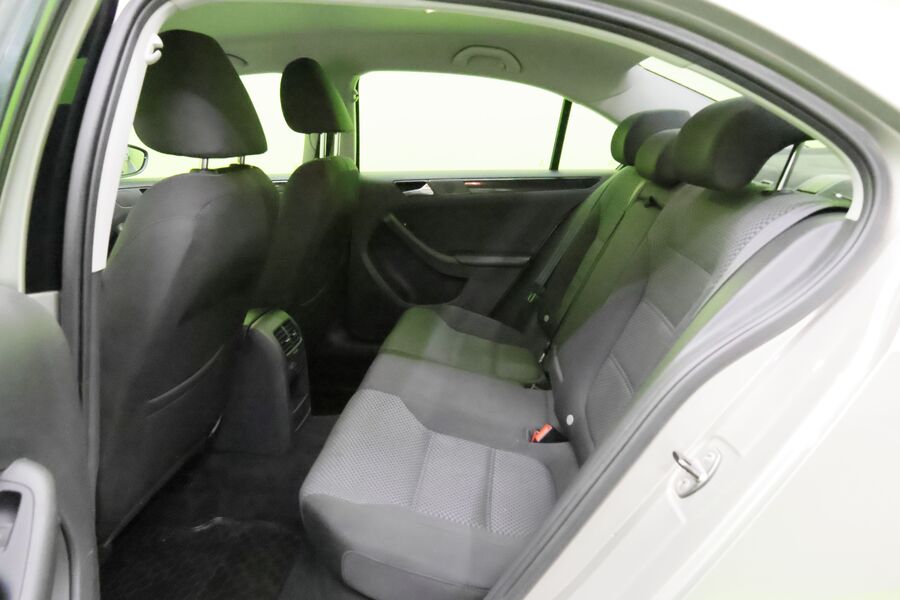 Volkswagen Jetta vaihtoauto