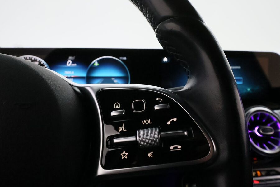 Mercedes-Benz EQA vaihtoauto