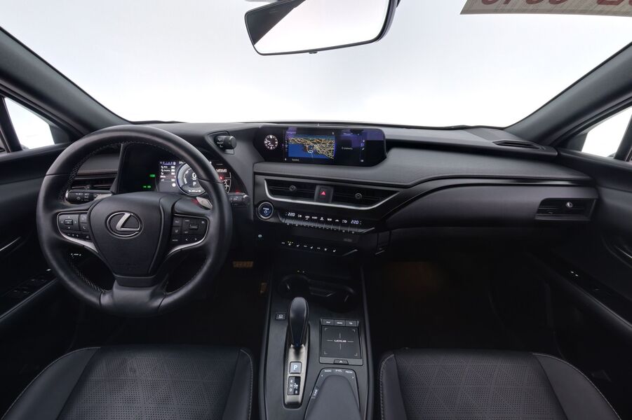 Lexus UX vaihtoauto
