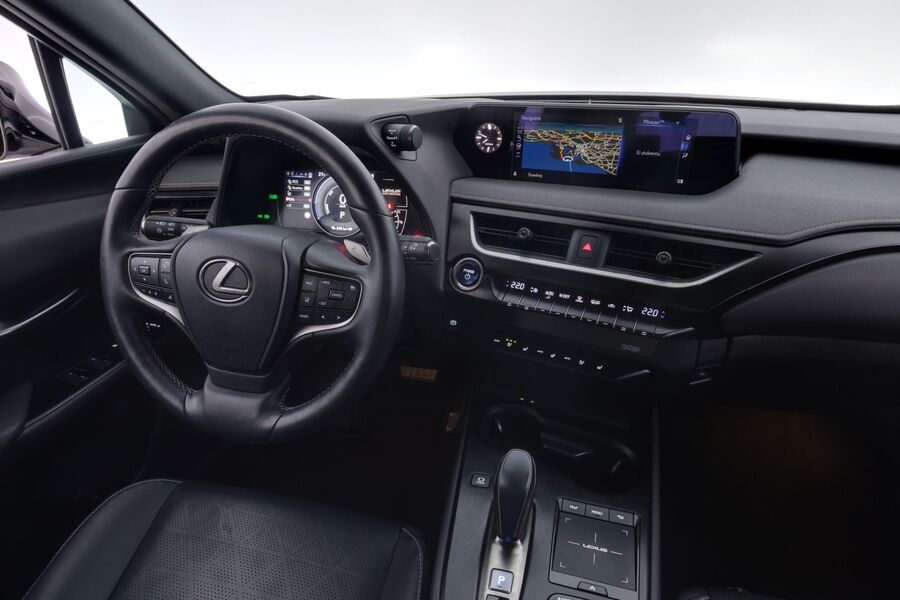 Lexus UX vaihtoauto