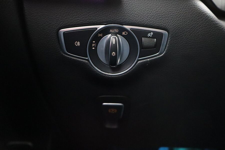 Mercedes-Benz EQC vaihtoauto