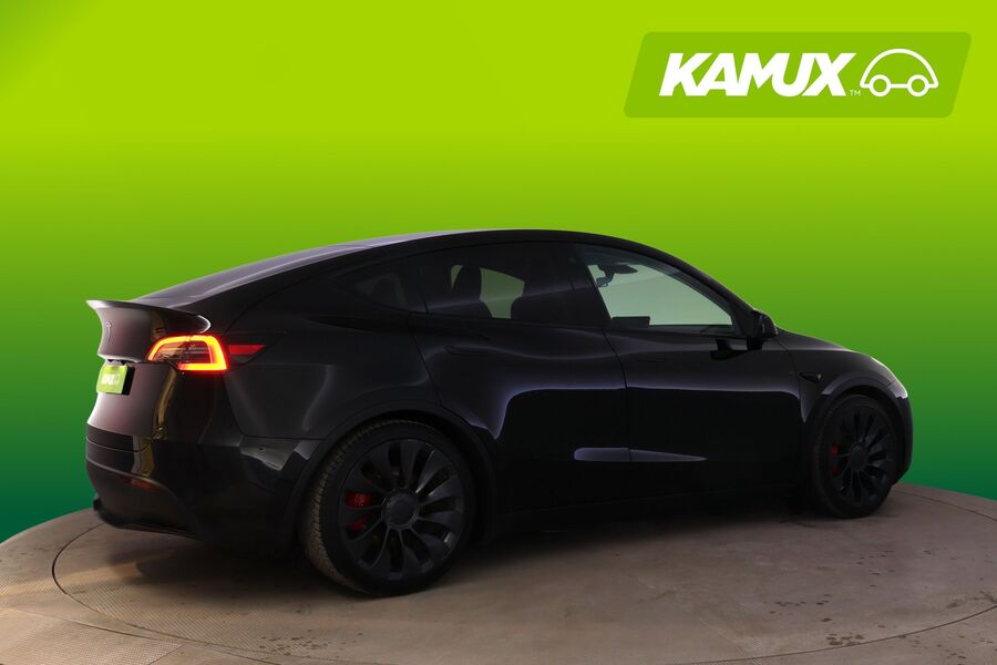 Tesla Model Y vaihtoauto