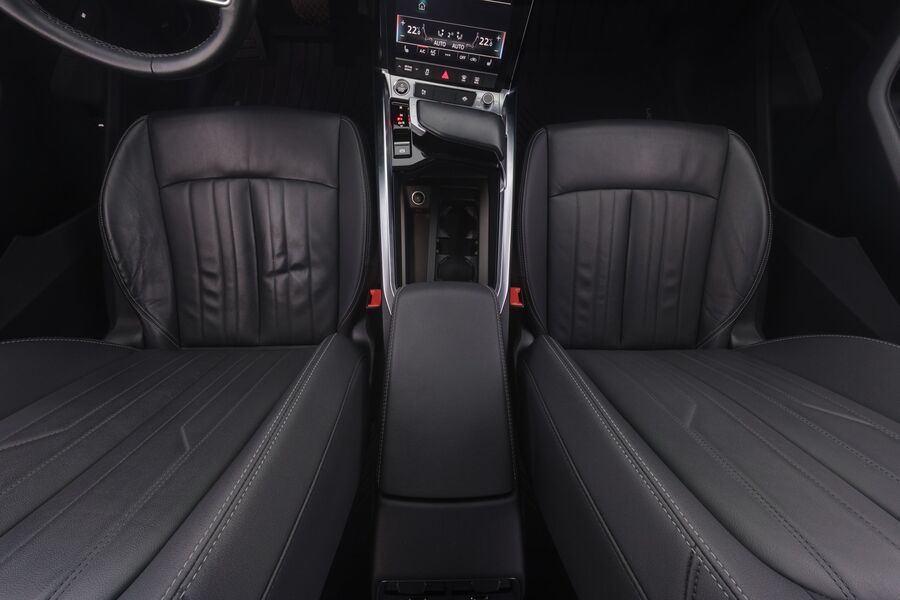 Audi Q8 e-tron vaihtoauto