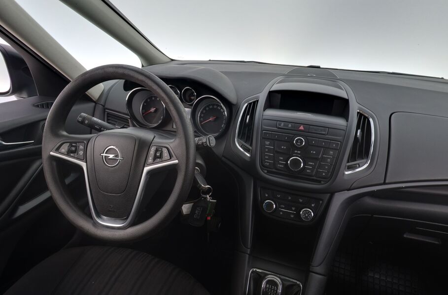 Opel Zafira Tourer vaihtoauto