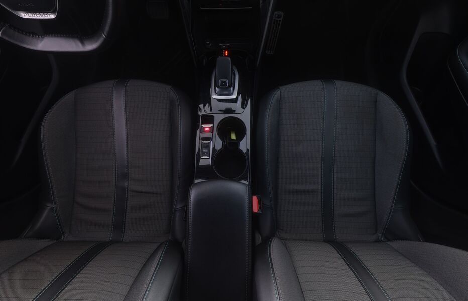 Peugeot 208 vaihtoauto