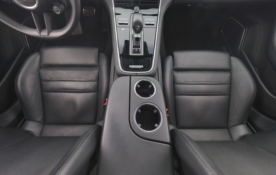 Porsche Panamera vaihtoauto