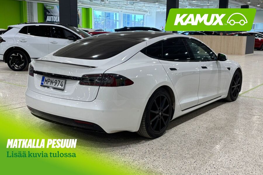 Tesla Model S vaihtoauto
