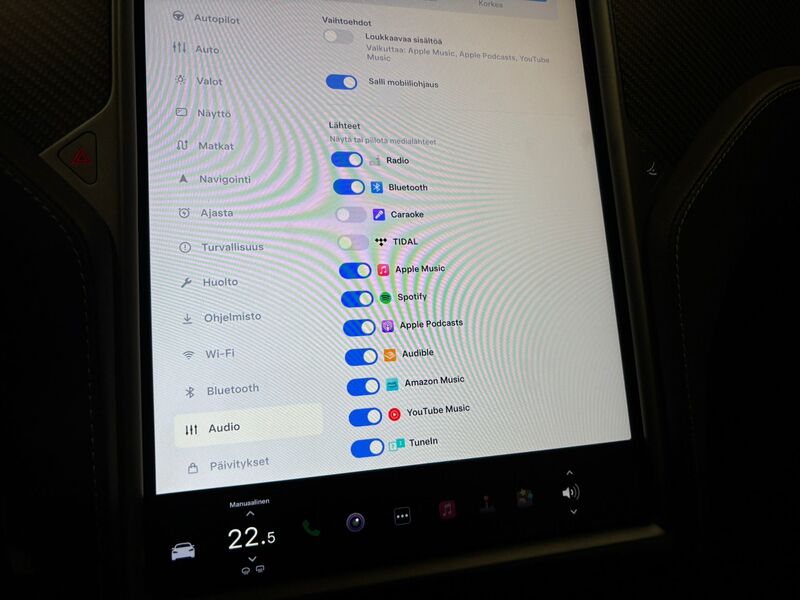 Tesla Model S vaihtoauto