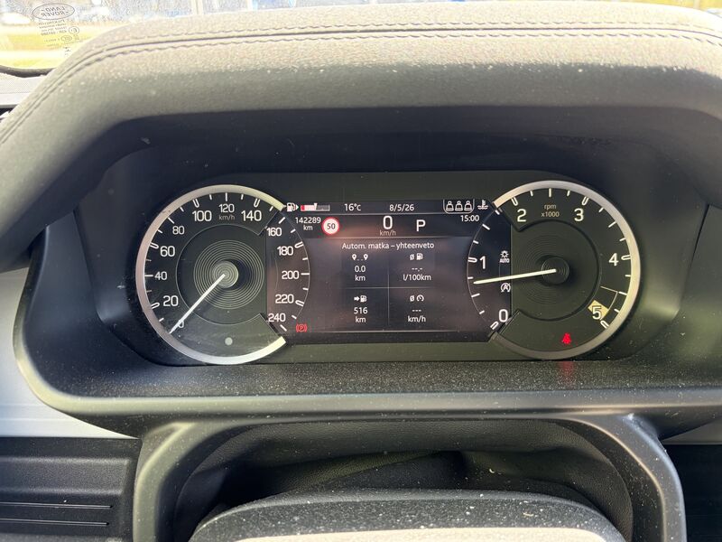 Land Rover Defender vaihtoauto