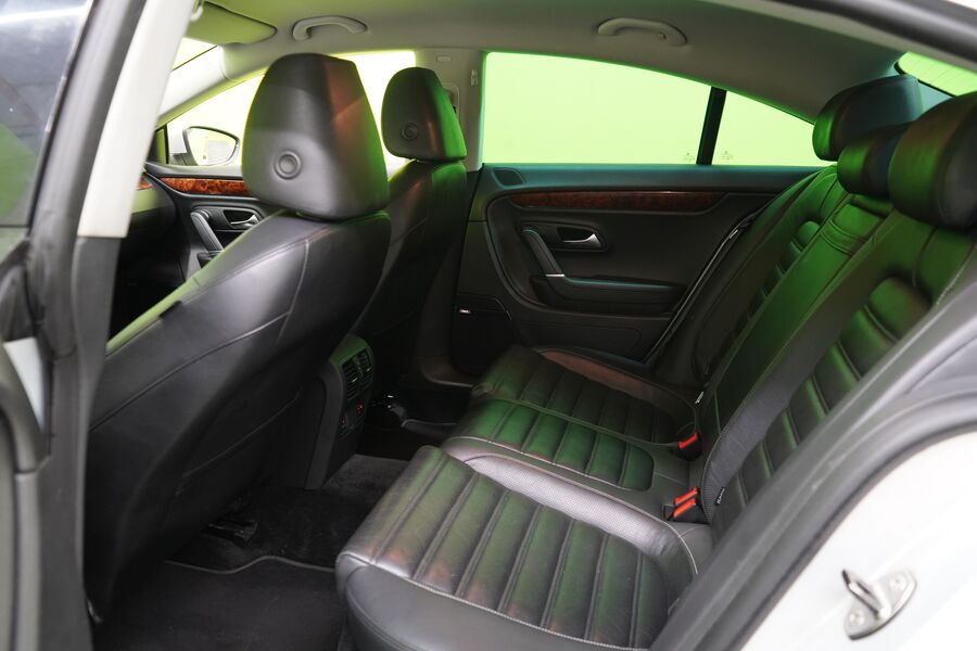 Volkswagen Passat CC vaihtoauto