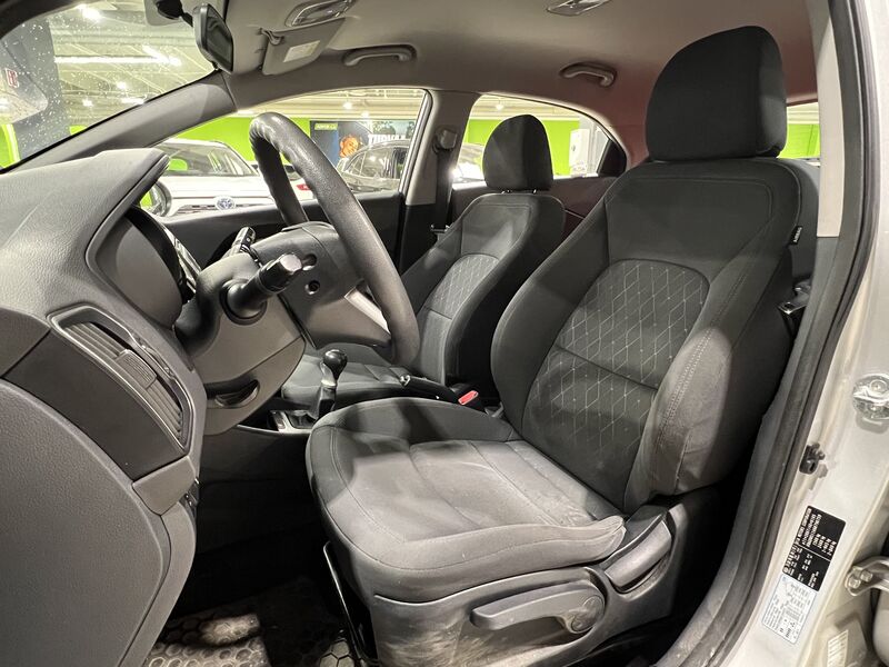 Kia Rio vaihtoauto