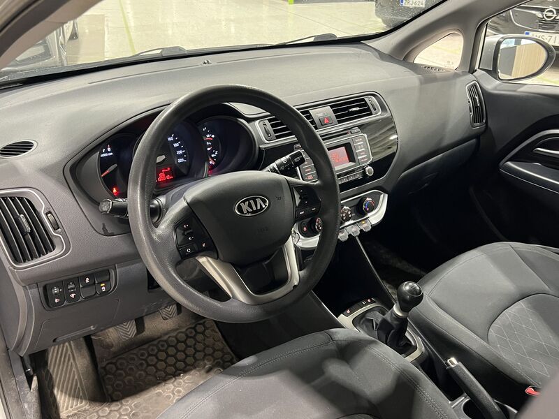 Kia Rio vaihtoauto